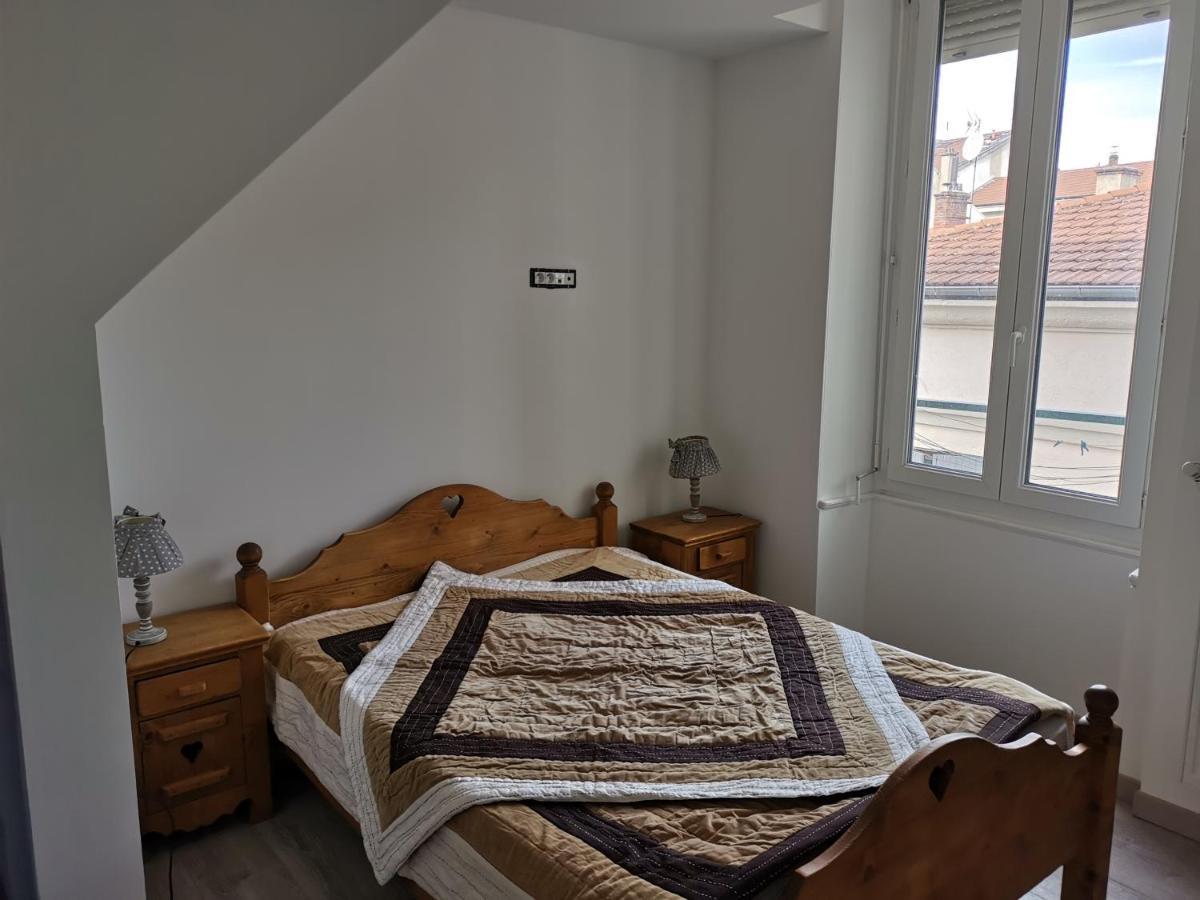 Saint-Chamond Aparthotel Екстериор снимка